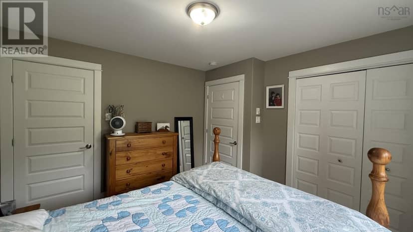 1215 Starrs Point Road — photo 32 of 40