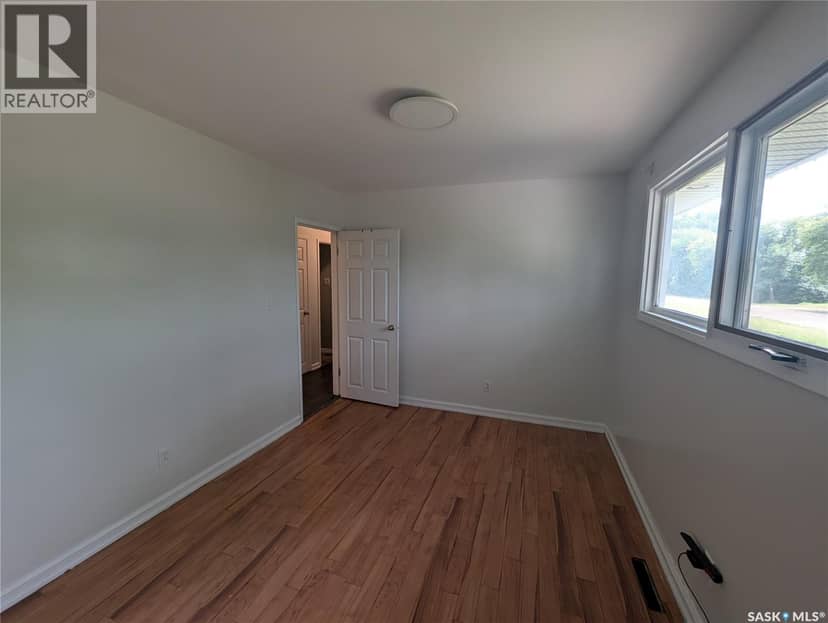 107 Carlton STREET — photo 28 of 40