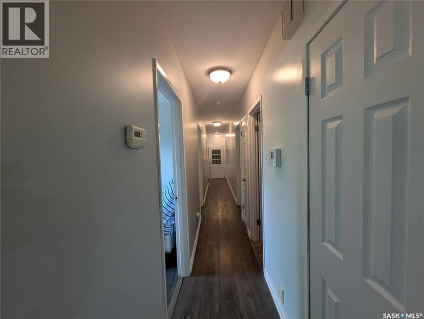 107 Carlton STREET — photo 19 of 40