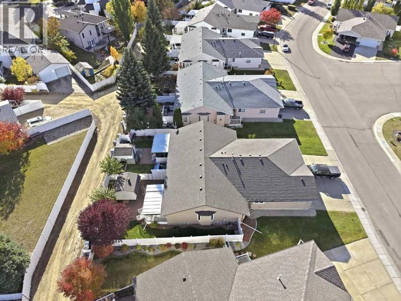 180 Doran Crescent — photo 40 of 40