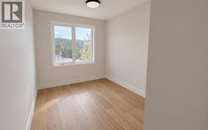 3611 5 Avenue NW — photo 16 of 22