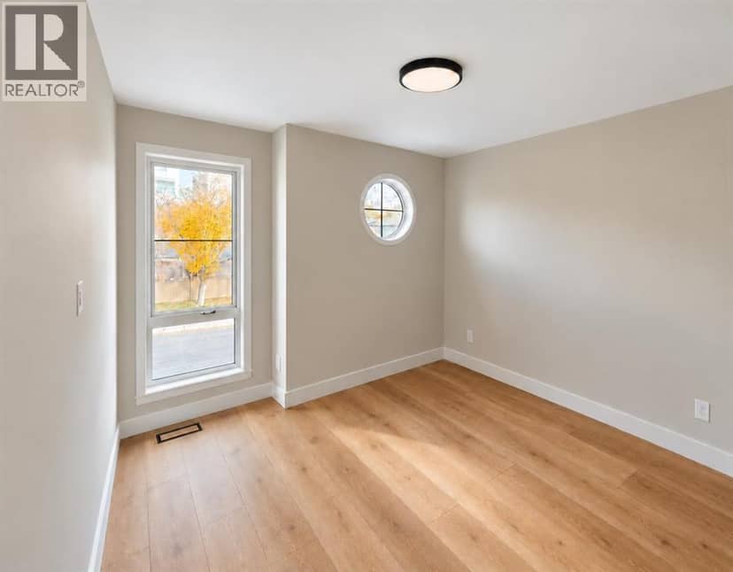 3613 5 Avenue NW — photo 12 of 20
