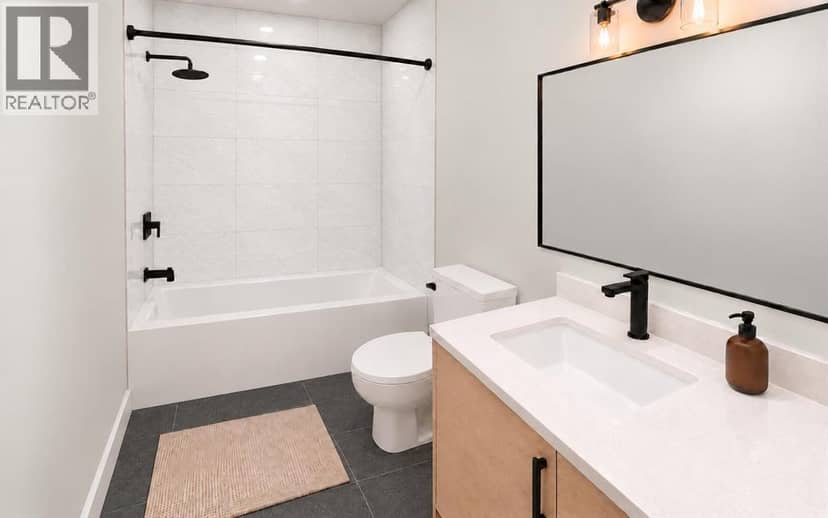 3613 5 Avenue NW, Calgary, photo 7
