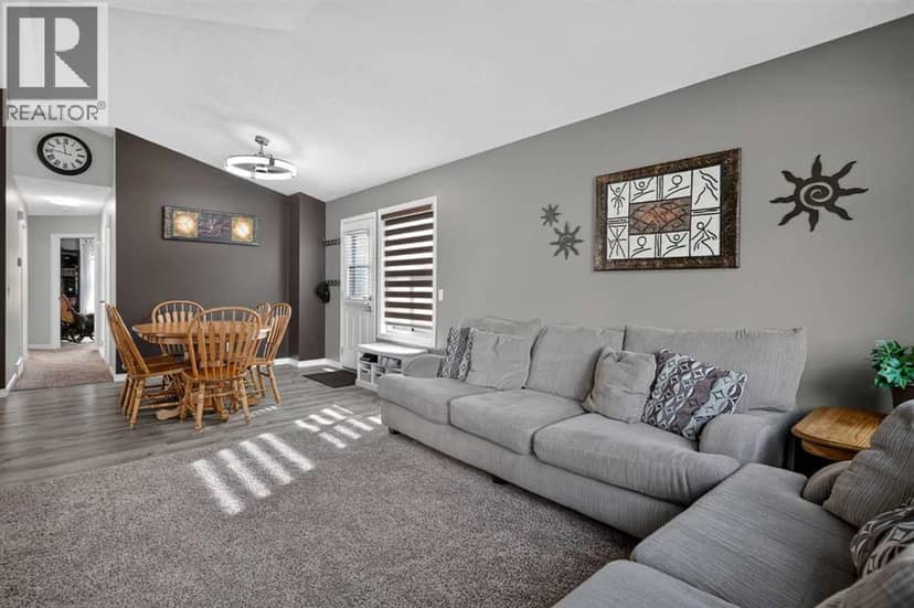 34 Mt Aberdeen Link SE, Calgary, photo 7