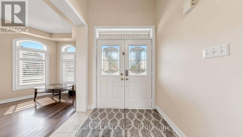 107 Alexander Lawrie Avenue, Markham, photo 3
