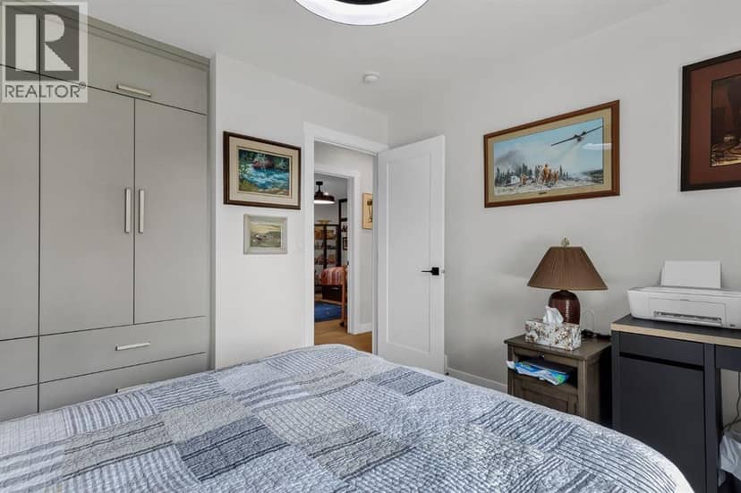 179 Capri Avenue NW — photo 24 of 40