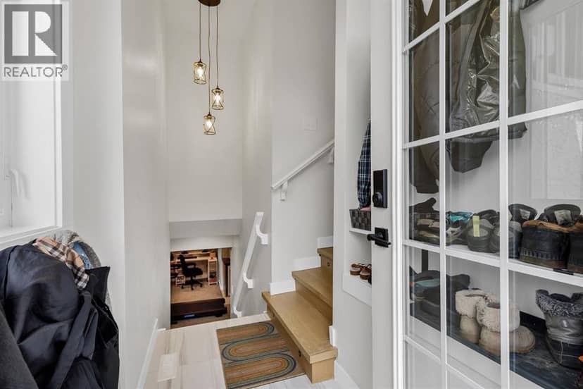 179 Capri Avenue NW — photo 30 of 40