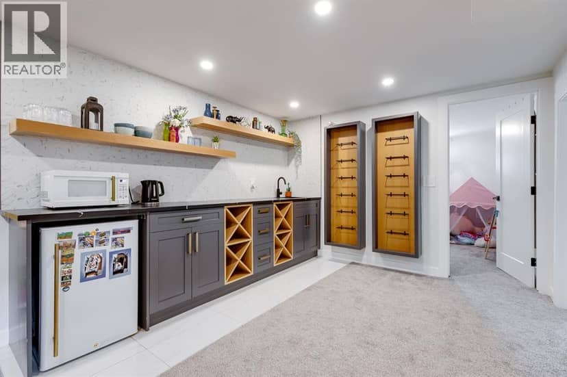 179 Capri Avenue NW — photo 35 of 40