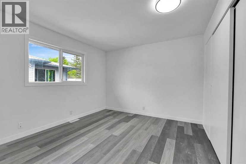 3820 14 Avenue SE — photo 15 of 40