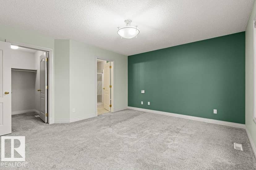 11686 15 AV NW — photo 29 of 40
