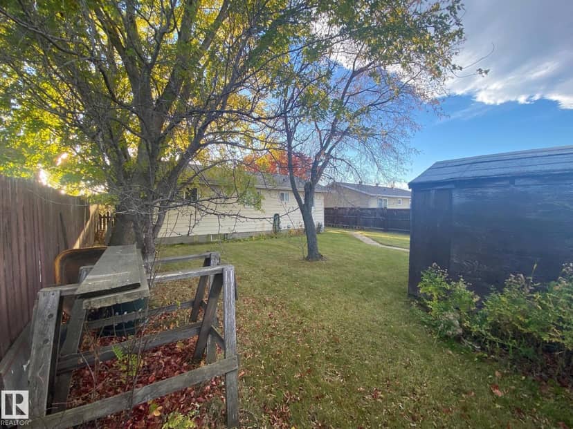 4103 73 ST, Camrose, photo 2
