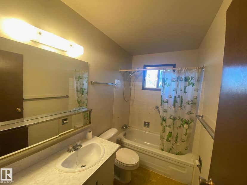 4103 73 ST — photo 21 of 40