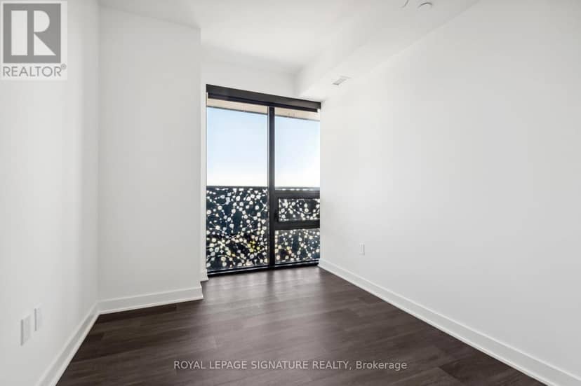 3703 - 55 Charles Street E — photo 32 of 40