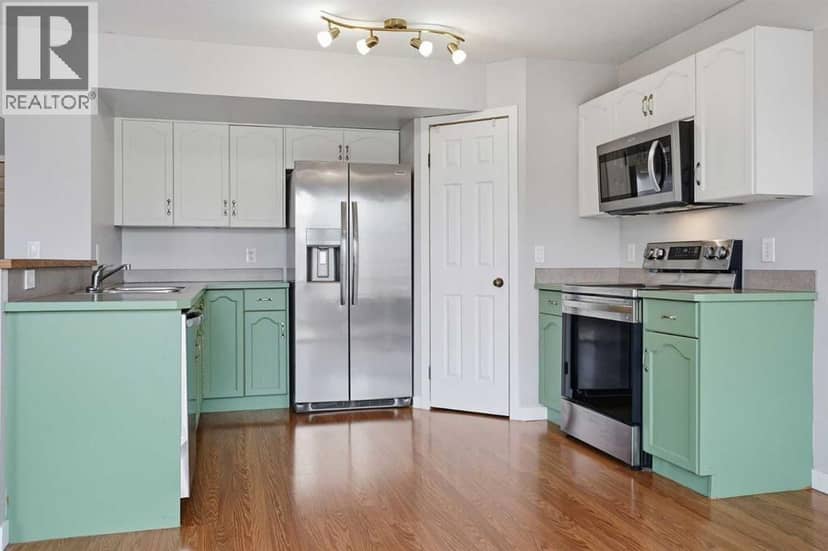 46 James Street — photo 10 of 40