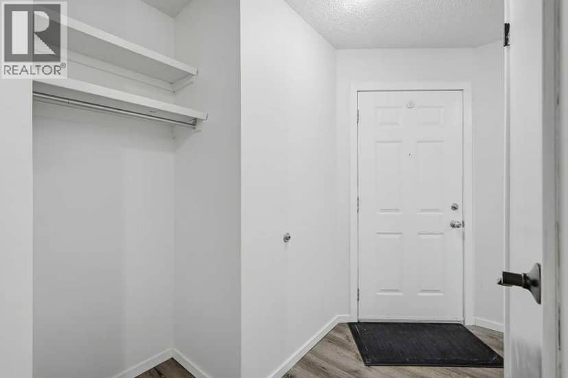 228, 54 Bell Street, Red Deer, photo 3