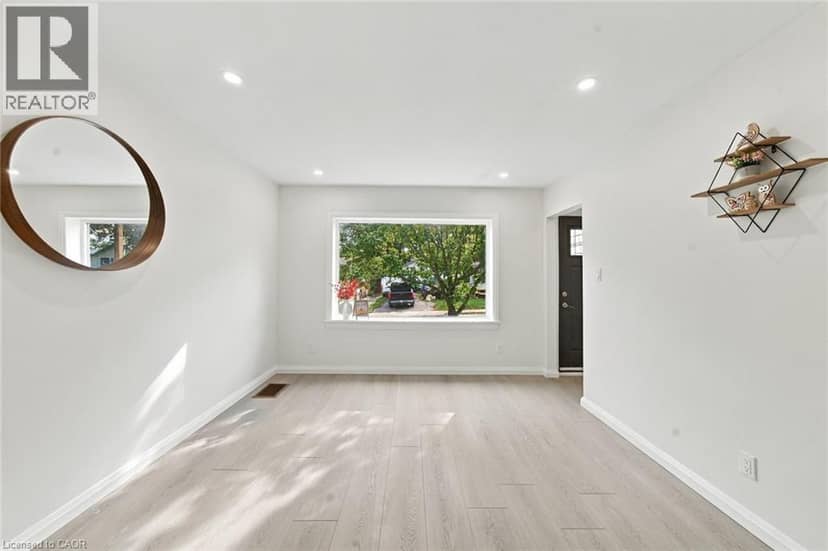 294 EAST 28TH Street, Hamilton, photo 3