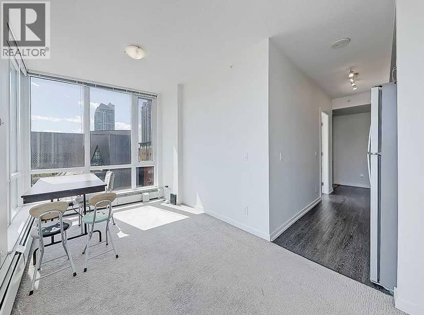 912, 450 8 Avenue SE — photo 9 of 35