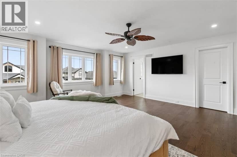 160 WALSH Street — photo 16 of 35