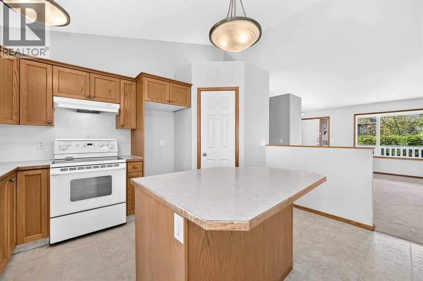 311 Robert Street SW — photo 14 of 40