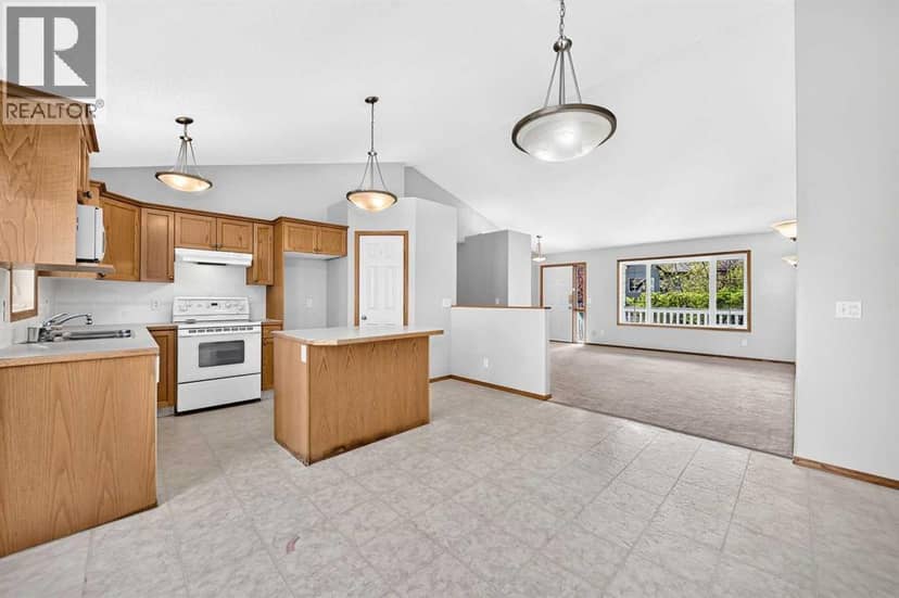 311 Robert Street SW — photo 16 of 40