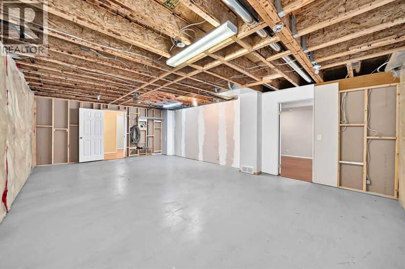 311 Robert Street SW — photo 37 of 40