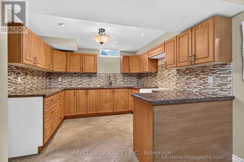 128 Coalbrook Court — photo 27 of 31
