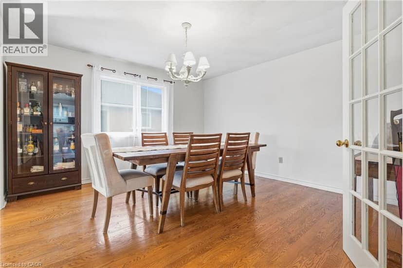 76 MADEIRA Crescent — photo 27 of 40