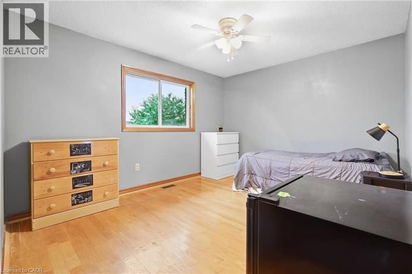 76 MADEIRA Crescent — photo 35 of 40