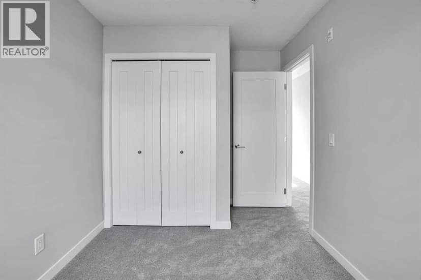 8354 9 Avenue SW — photo 30 of 40