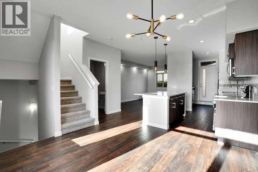 8354 9 Avenue SW, Calgary, photo 8