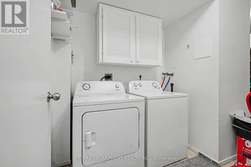 614 - 700 Dynes Road — photo 31 of 40