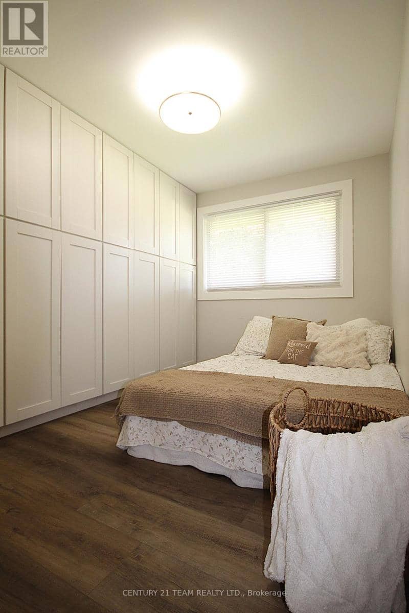 190 Margaret Street — photo 19 of 40
