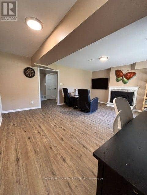 18 Country Club Place — photo 32 of 40