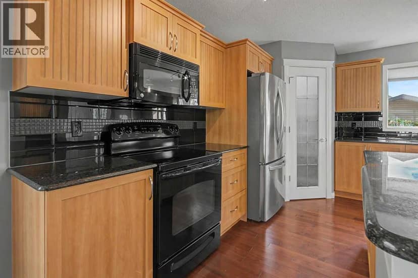 156 Morningside Manor SW, Airdrie, photo 8