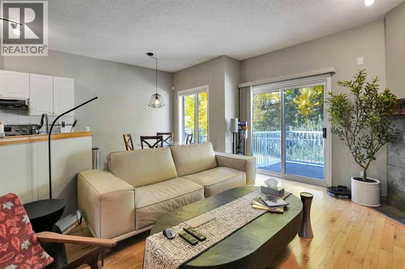 145 Hamptons Link NW — photo 9 of 40
