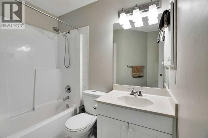 145 Hamptons Link NW — photo 35 of 40