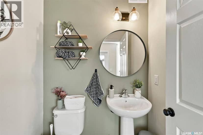 215 Coad MANOR — photo 13 of 40