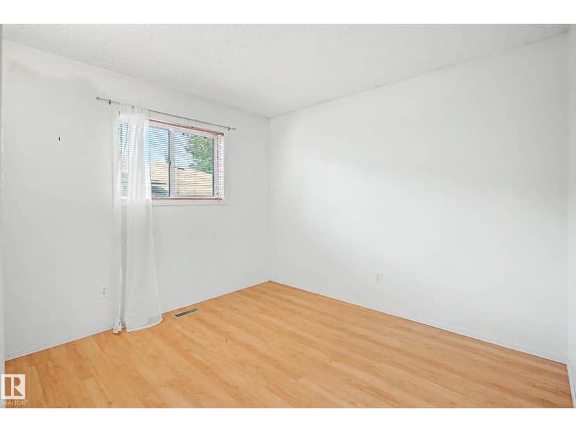 18411 77 AV NW — photo 12 of 38