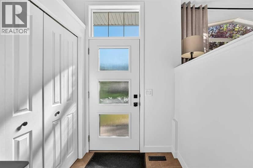 53 Mt Aberdeen Circle SE, Calgary, photo 2