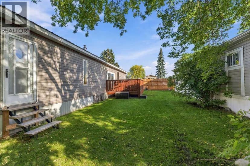 41 Hillpark Trailer Court, Whitecourt, photo 3
