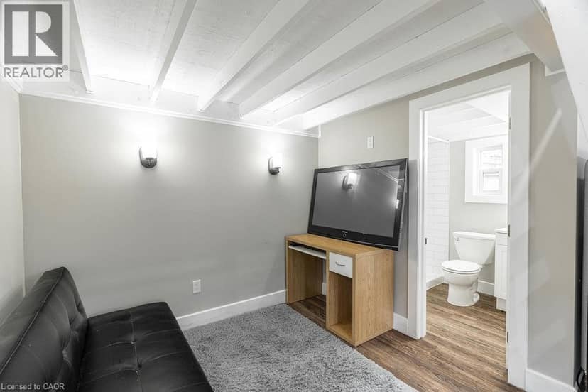 354 SPRUCE Street — photo 36 of 40