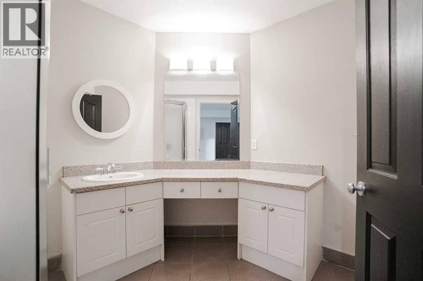 204 Burton Place — photo 38 of 40