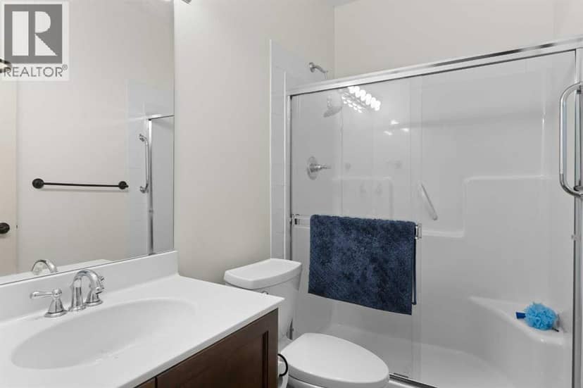 405 Sunvale Crescent NE — photo 9 of 18