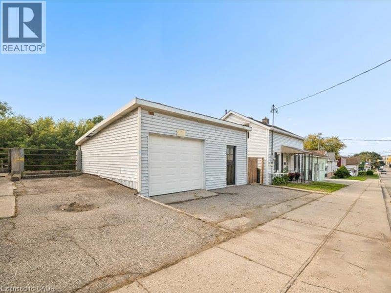 77 BEVERLY Street — photo 4 of 40