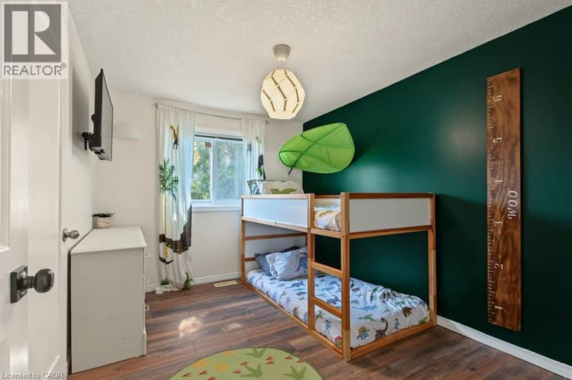 347 BANKSIDE Drive — photo 15 of 32
