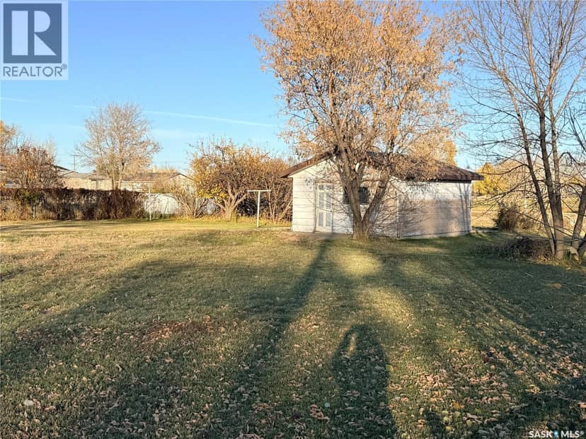 61 14th AVENUE SE, Swift Current, photo 3