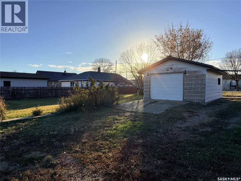 61 14th AVENUE SE, Swift Current, photo 8