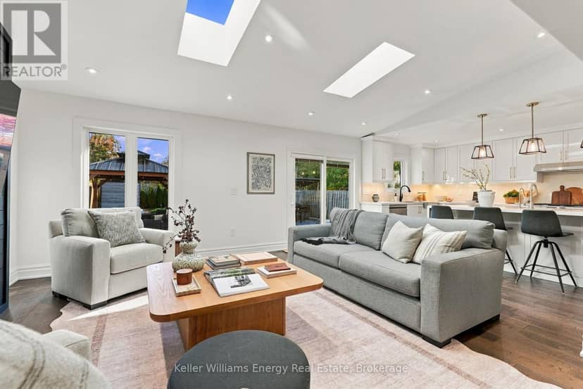 801 Greenbriar Drive — photo 15 of 40