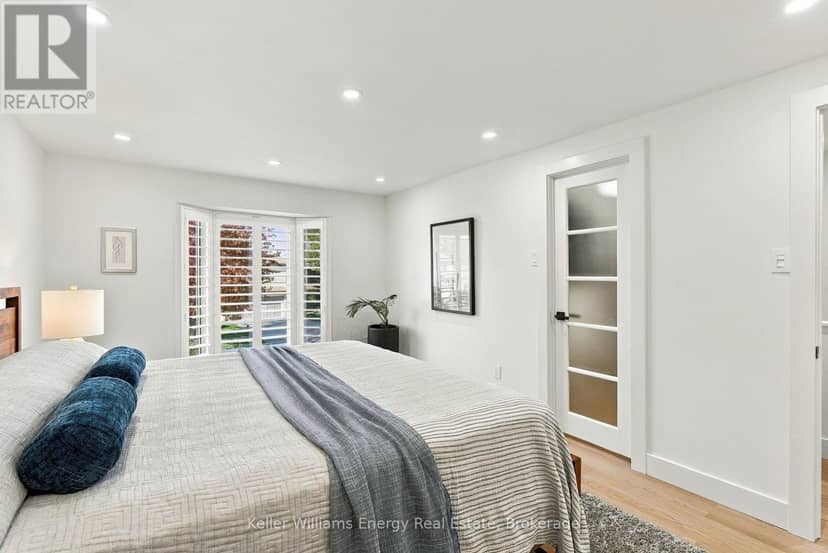 801 Greenbriar Drive — photo 22 of 40