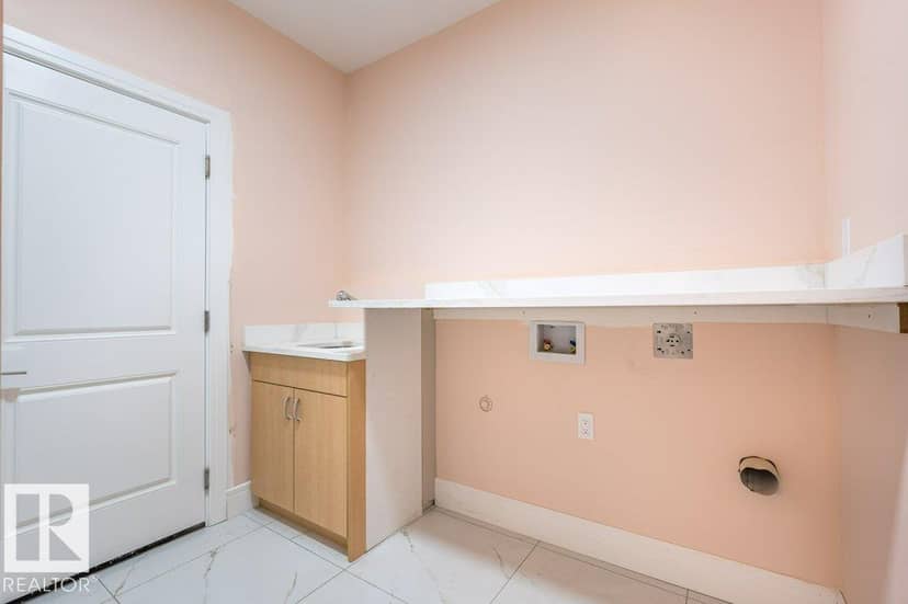 5023 48 AV — photo 34 of 40